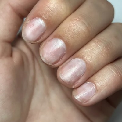 ZOOM 4 ongles — jusqu'aux 1ères phalanges, sans le poignet